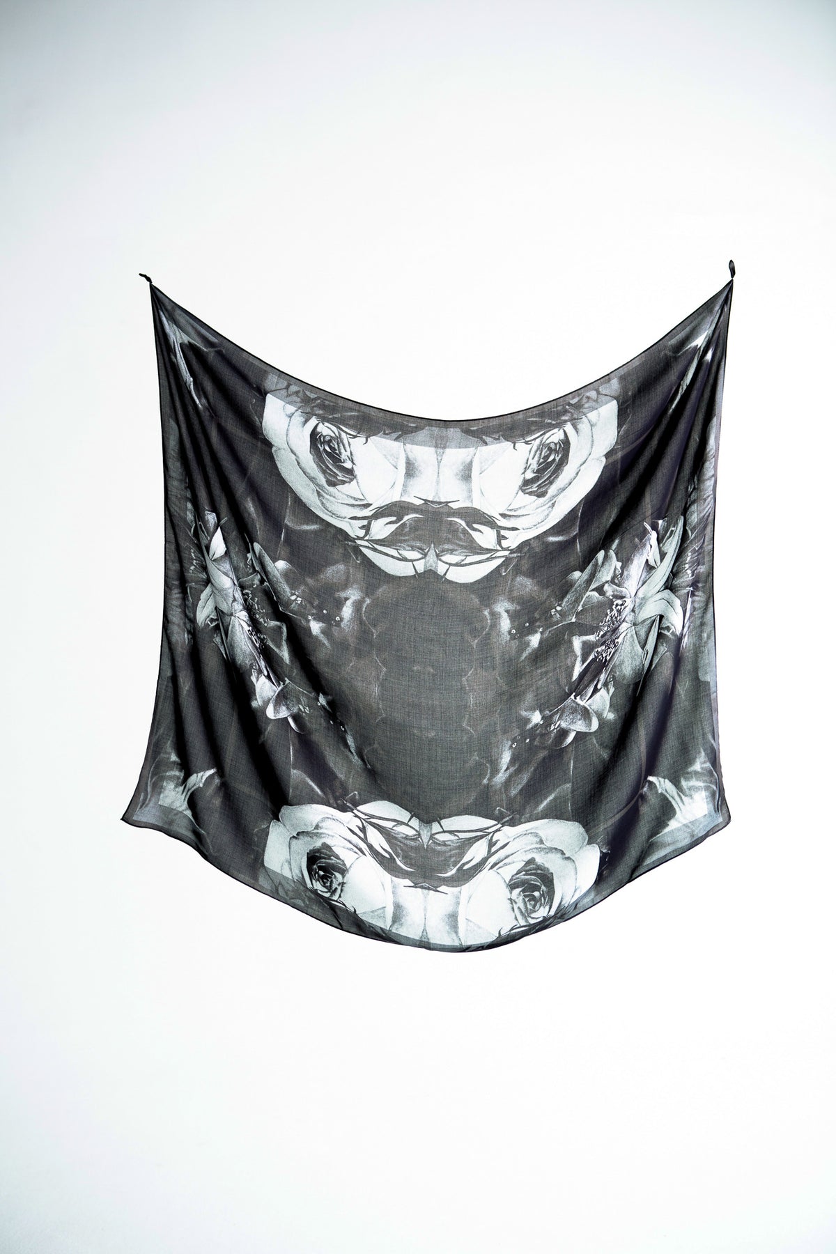 Genesis Scarf